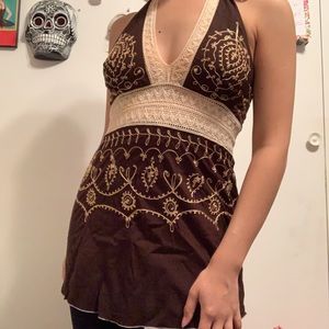 SOLD ON DEPOP Vintage embroidered halter top